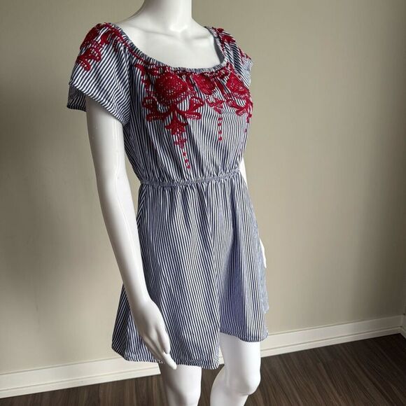 Miami Blue And White Embroidered Summer Dress Size M - Picture 3 of 6